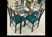 Tables et ensembles de salle à manger