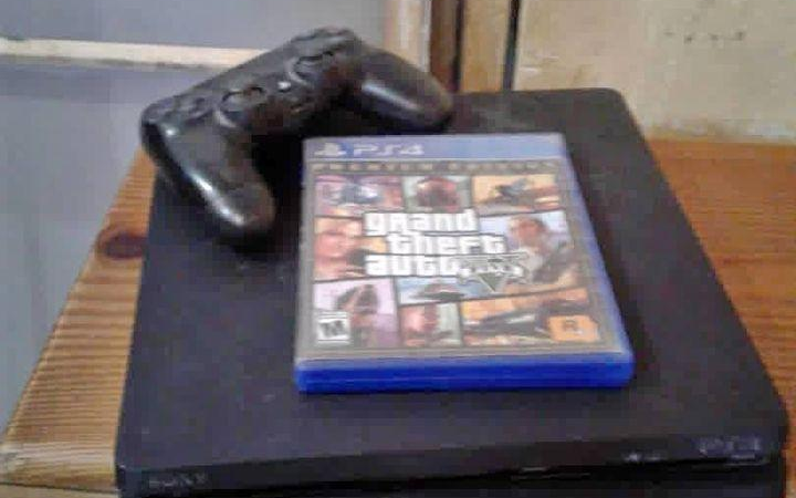 Sony Playstation 4