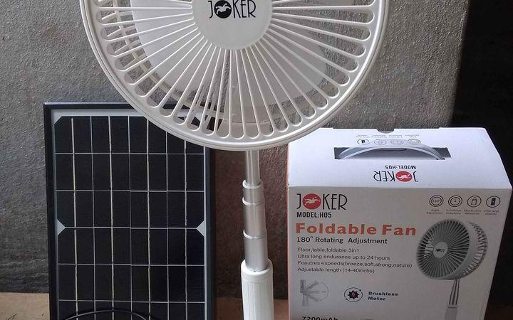 Éclairage intérieur et ventilateurs