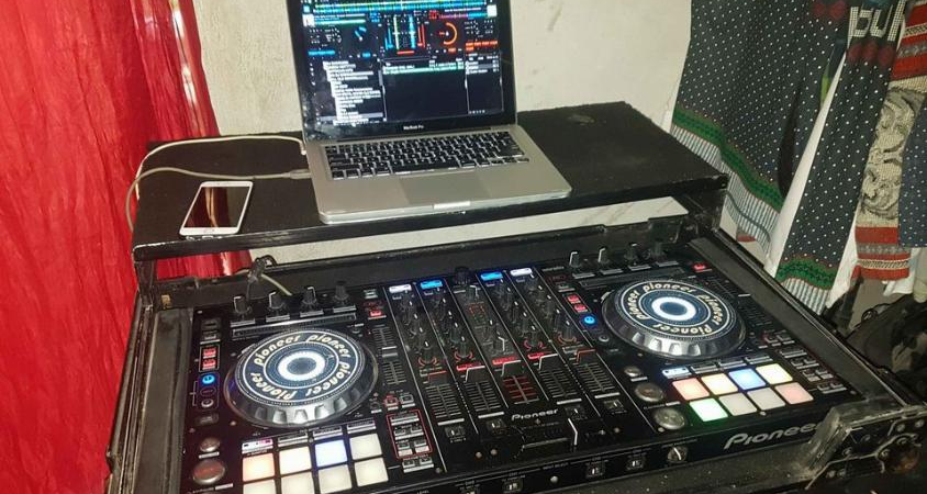 Performance & DJ Equipment